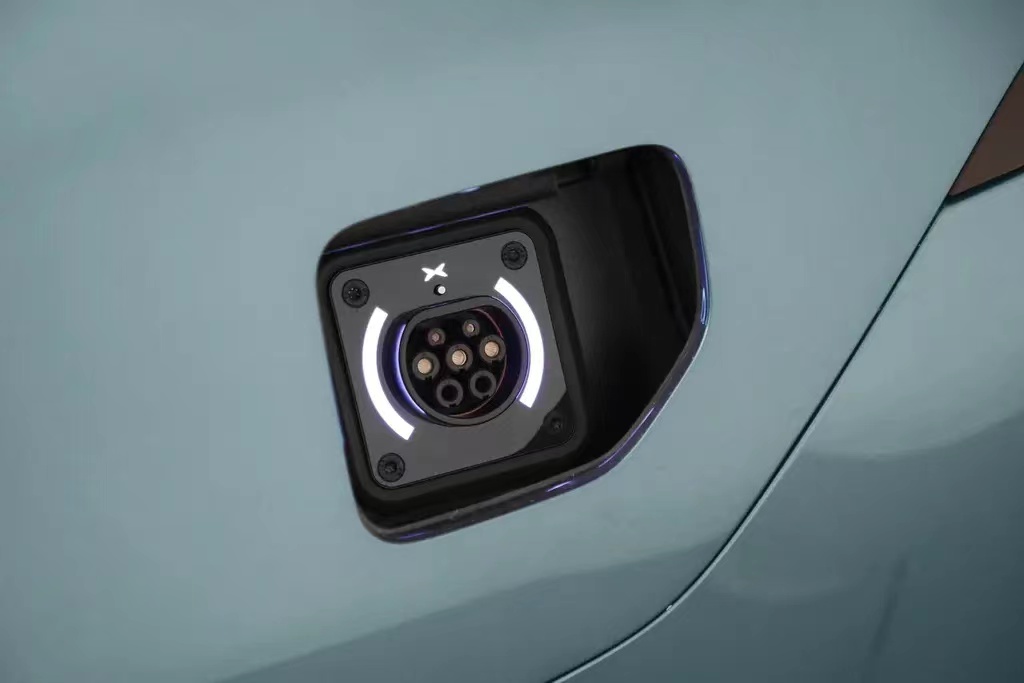 想选一款内饰好的车买它准没错,舒适安全噪音低内饰好稳中型轿车