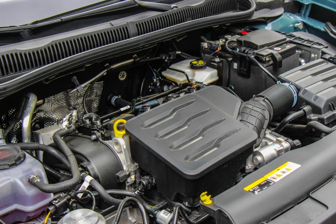 新款大众朗逸新锐高速动力表现,抢先体验上汽大众朗逸最新款