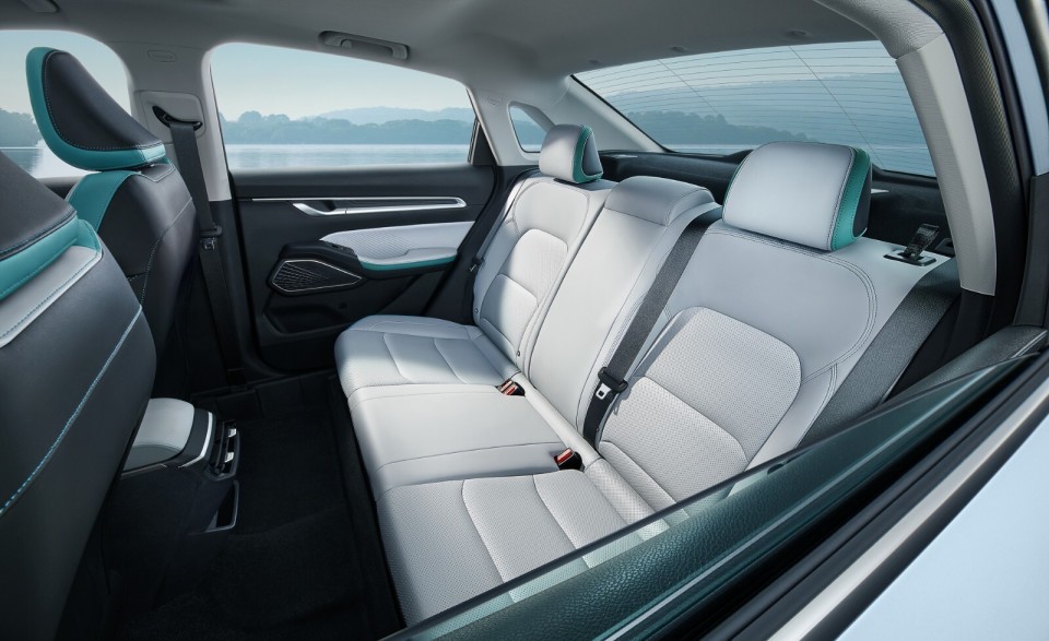 沃尔沃性价比最高的一款车推荐,存好钱选择沃尔沃这款霸气的车