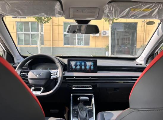 五菱星驰suv新款价格,五菱星驰手动豪华型