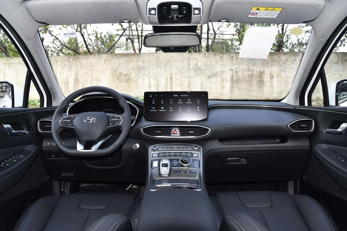 第四代胜达两驱豪华版,现代胜达旅行家最低配测评