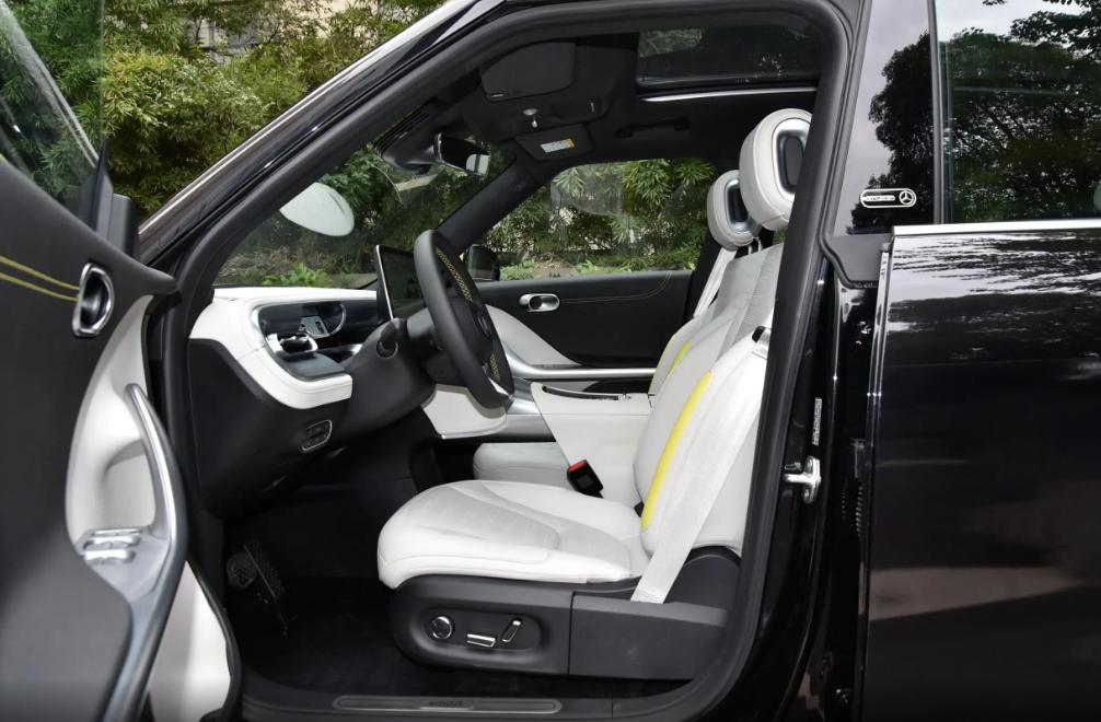 smart精灵高低配价格,售价万元smart精灵正式上市