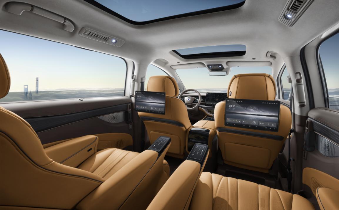 腾势d9两驱1045最新落地价,33万腾势d9落地多少钱