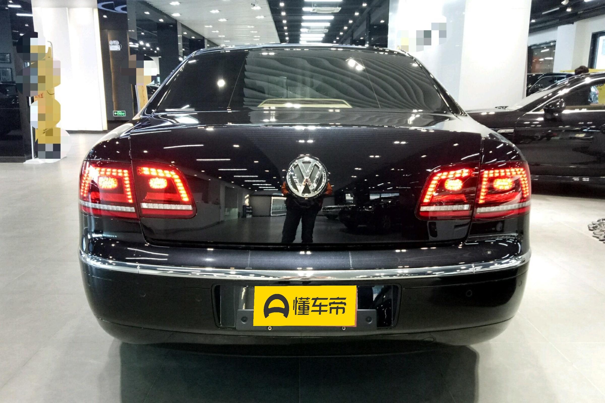 搭载3.0lv6自吸,大众辉腾最高配置最新款多少钱