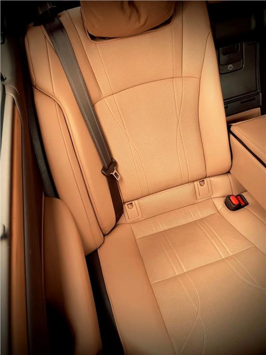 20年es300h行政版黑色,es300h第六代和第七代区别