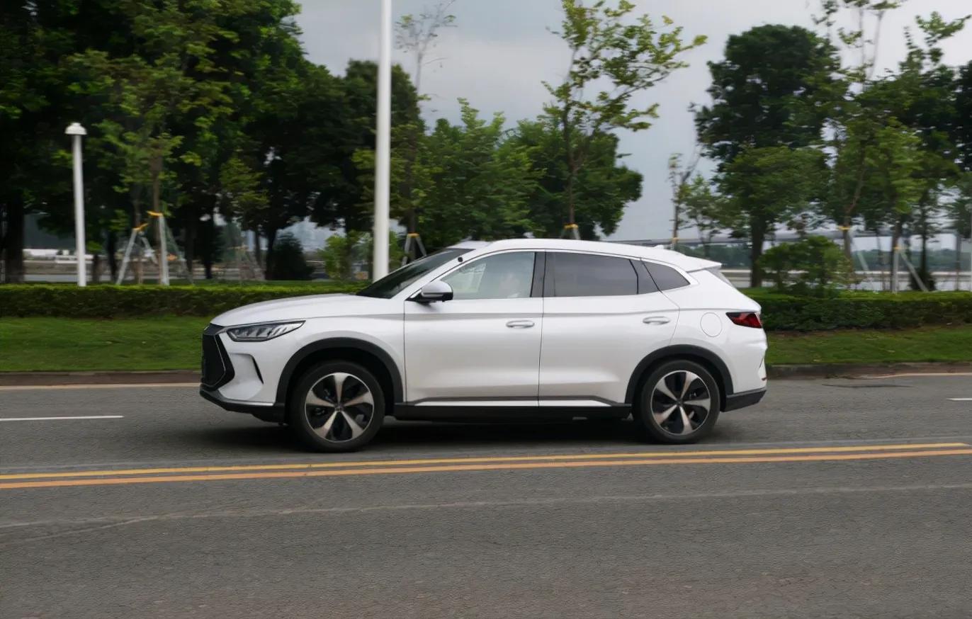 比亚迪宋plusdm-i和宋prodm,比亚迪宋plus燃油版安全性能测试