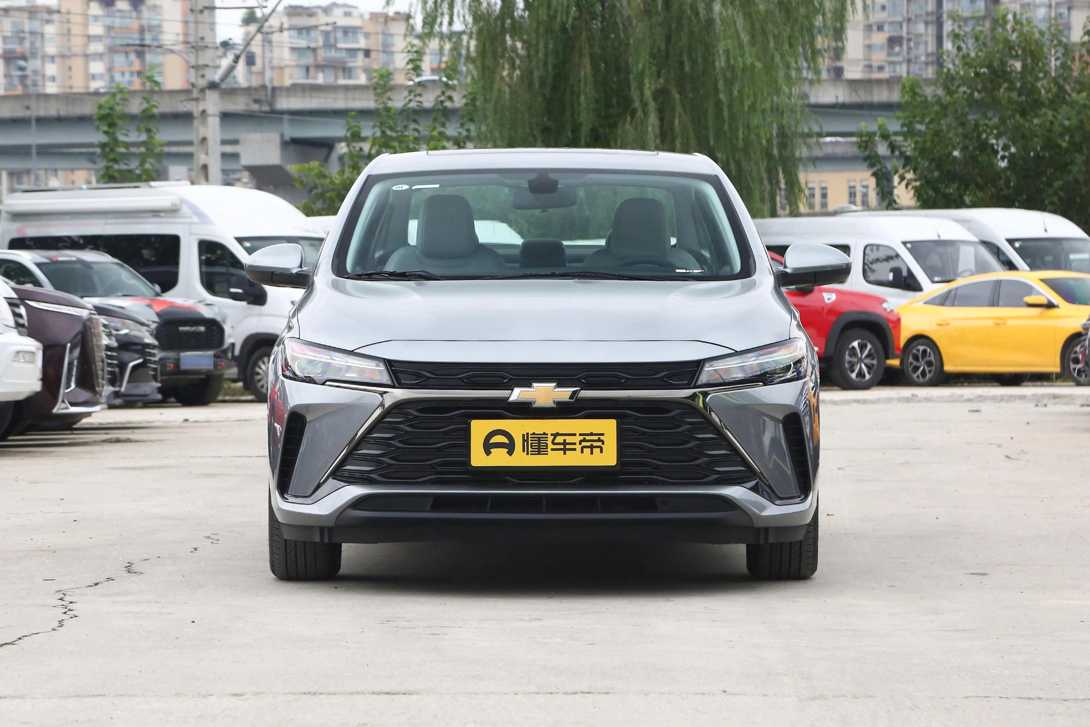 雪佛兰科鲁泽养车费用高吗,雪佛兰科鲁泽用车体验