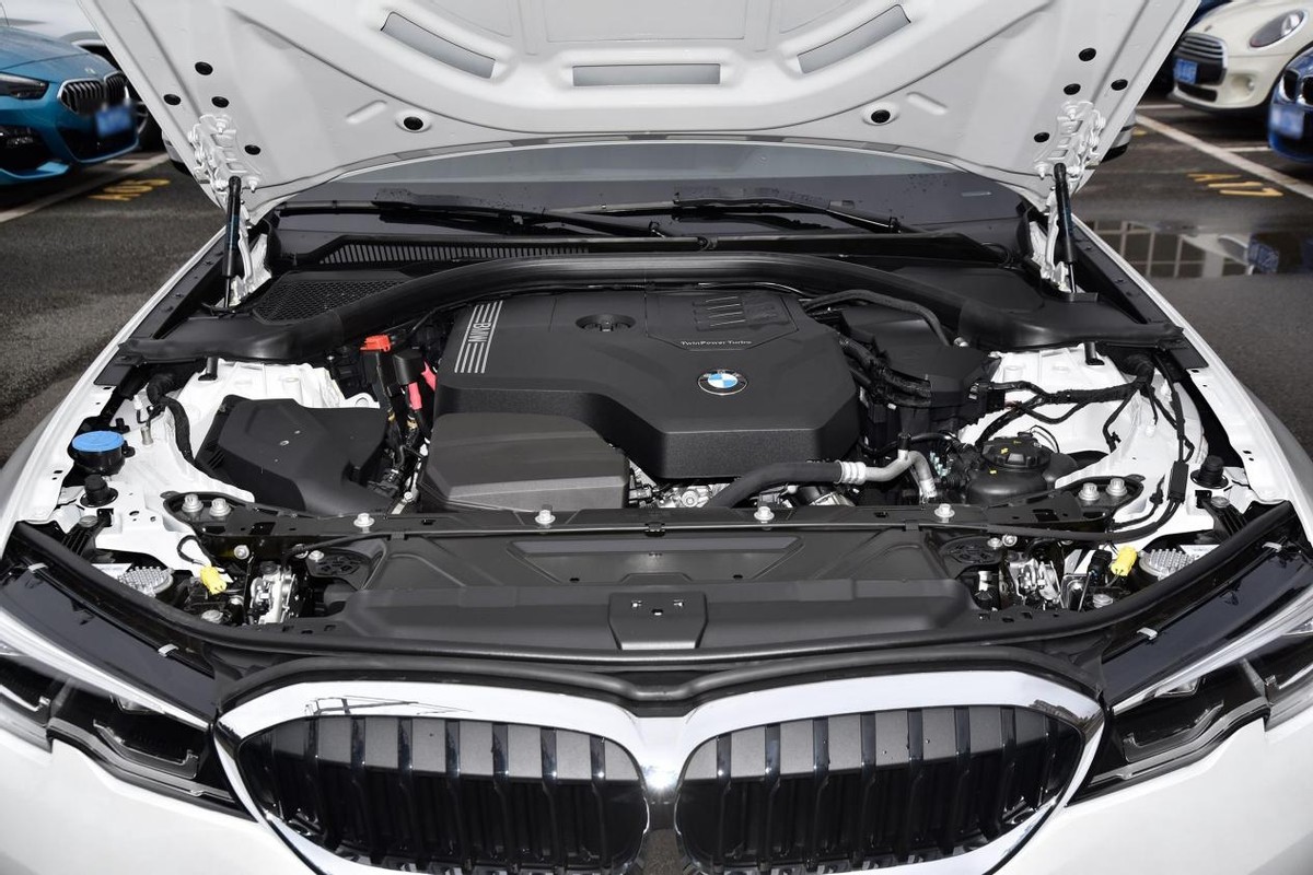 3系320li长轴曜夜试驾感受,3系320li运动套装真实成交价