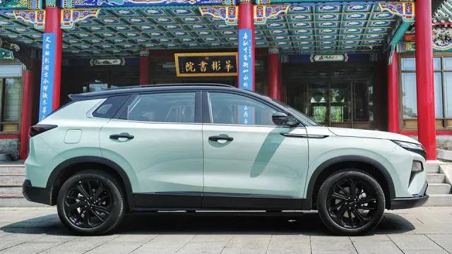 十几万买东风风神皓极，养车每年约2万元，贵吗？