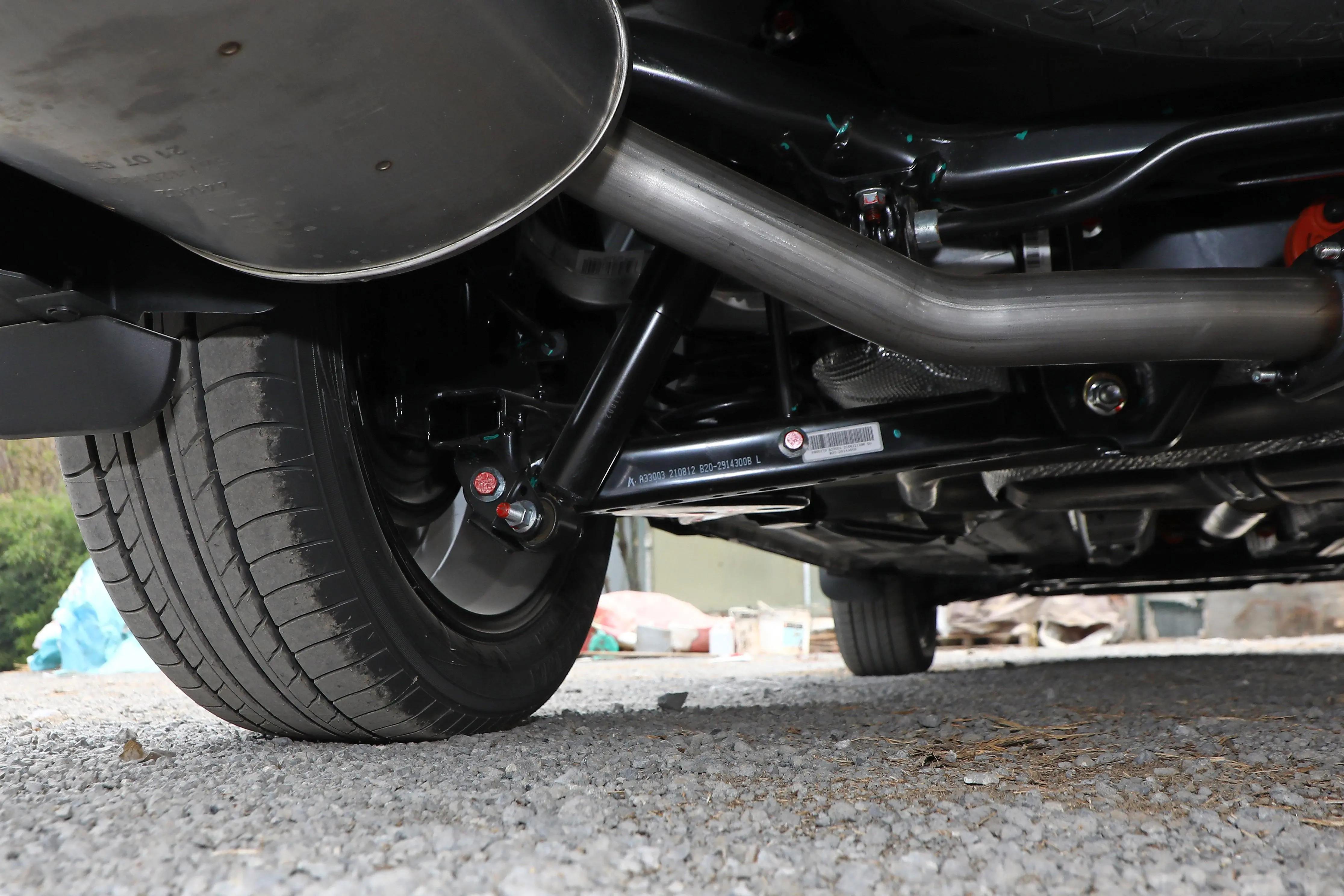 东风风行t5空间好吗,风行t5后备箱空间尺寸