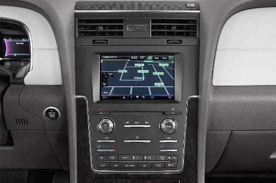 c11怎么三屏联动,c11三联屏看视频