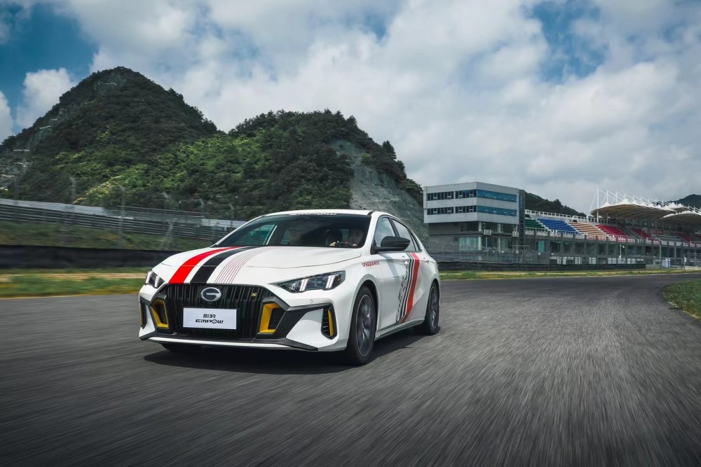 苏炳添同款广汽传祺,苏炳添的车是什么品牌车