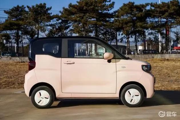 奇瑞qq冰淇淋实开,奇瑞qq冰淇淋对比五菱mini