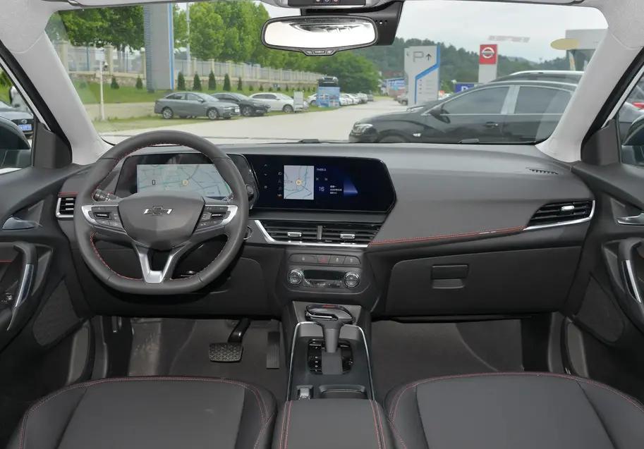 雪佛兰创酷实拍顶配,全新一代雪佛兰创酷开启预售