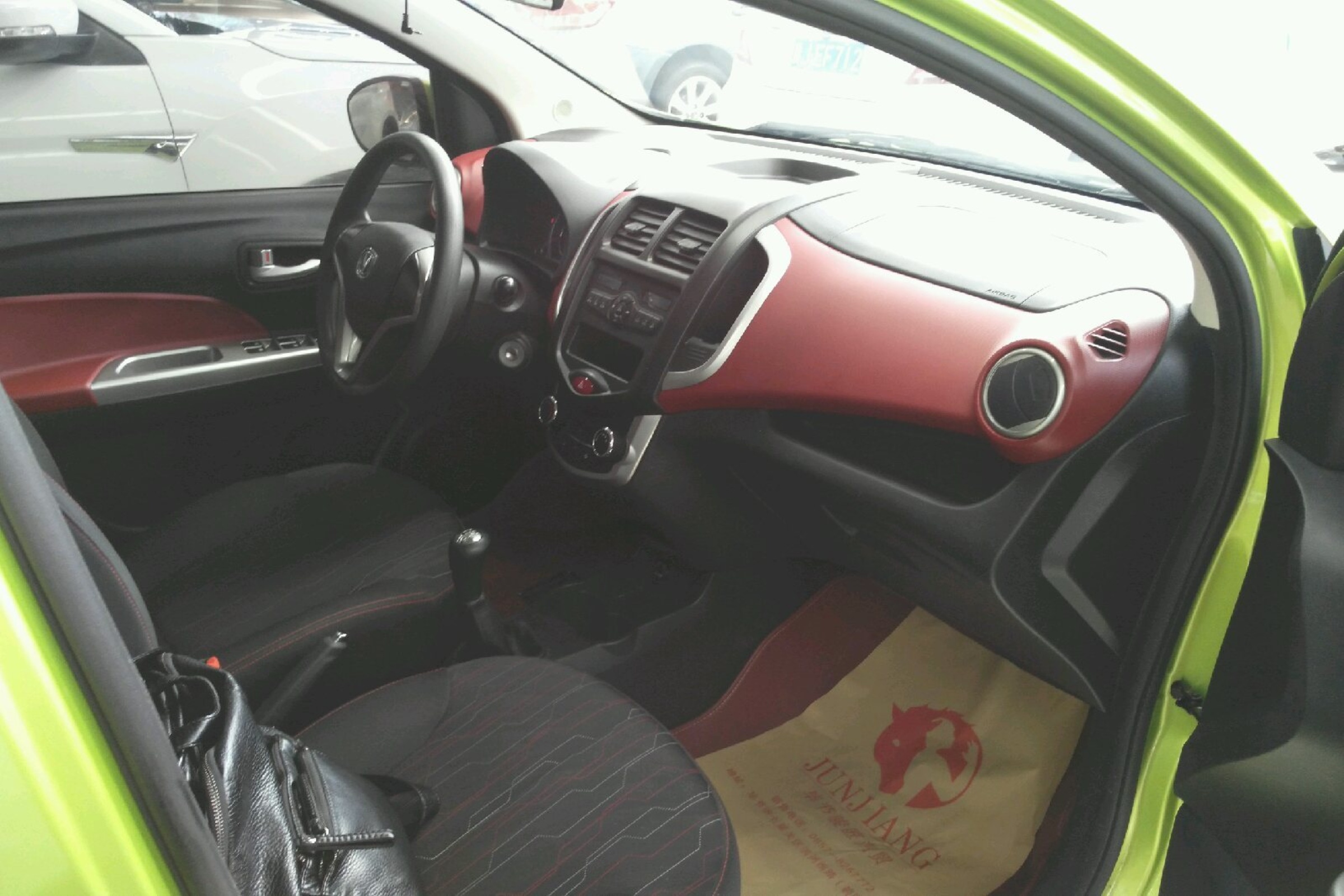 奔奔e-star保养价格,奔奔e-star3万公里保养项目