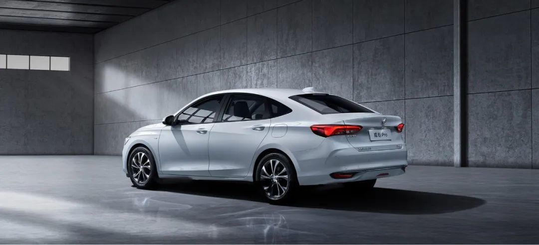 卡罗拉和新款轩逸哪款最值得购买,卡罗拉和轩逸哪一款车最值得买