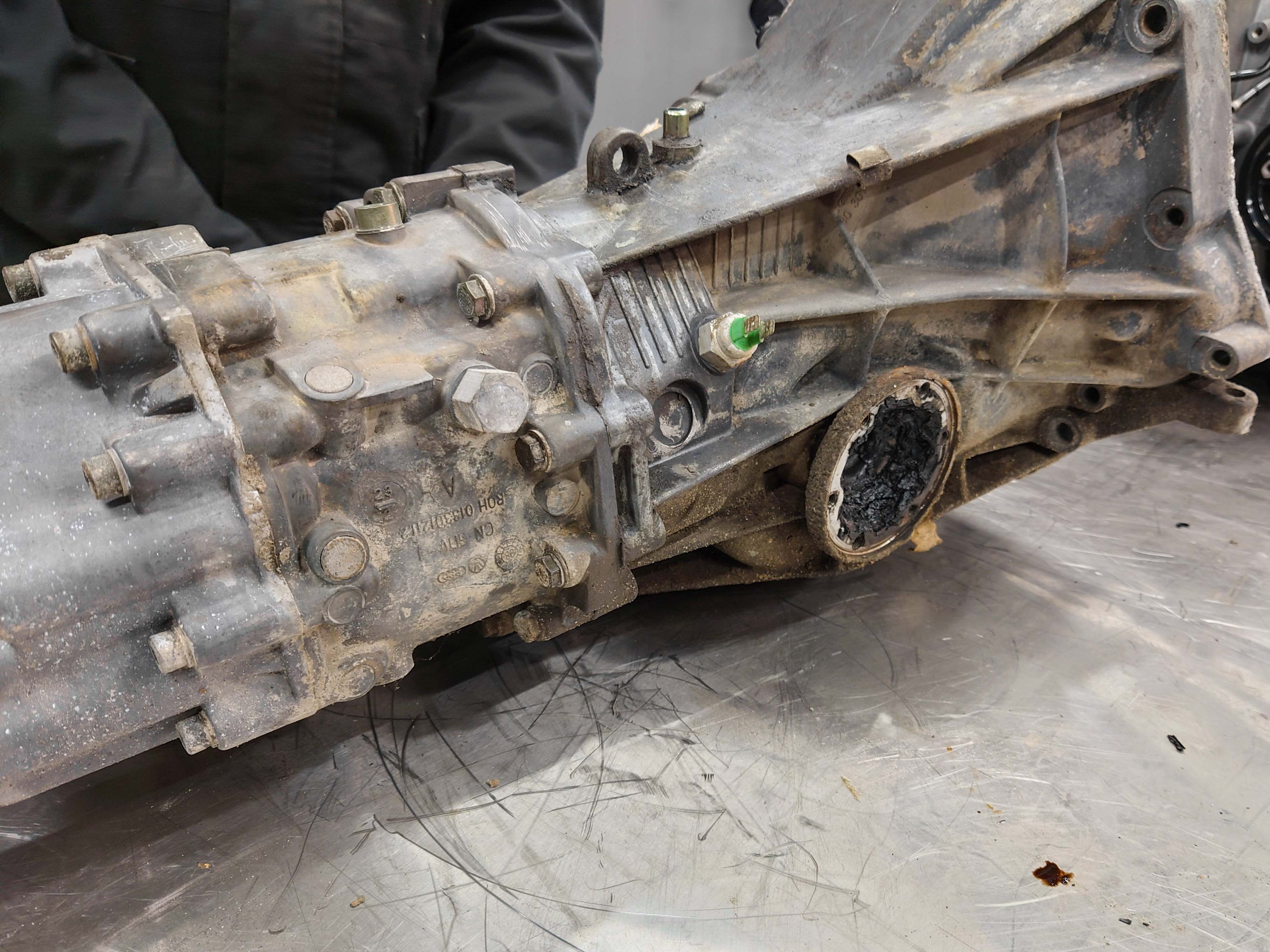 旅行版桑塔纳爆改,桑塔纳旅行版翻新改造