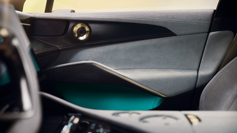 纯电动suv车型路特斯eletre,路特斯eletre纯电超跑suv二手