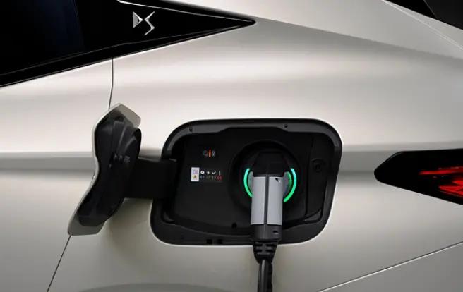 堪称“垫底”的豪华品牌，手握三款新车，DS到底还有没有活路？