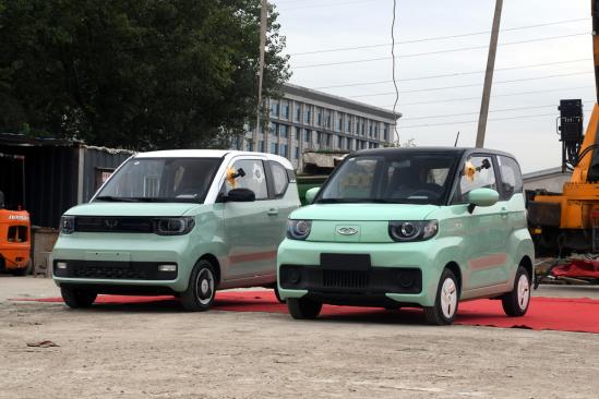 qq冰淇淋和宏光miniev对比懂车帝,宏光mini和qq冰淇淋哪款值得入手