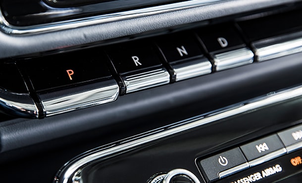 林肯领航员内饰图片,林肯领航员极致灰