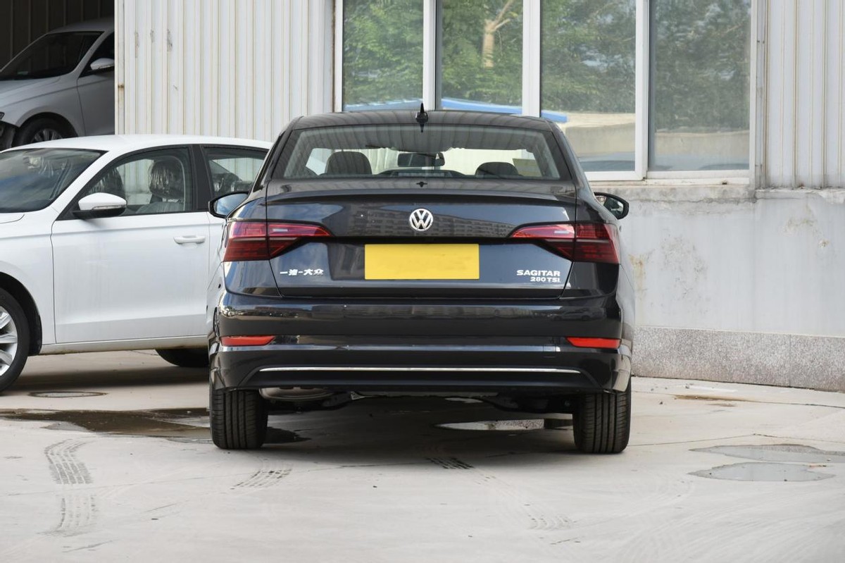 大众速腾1.4t舒适版外观测评,全新大众速腾1.4t中配试驾