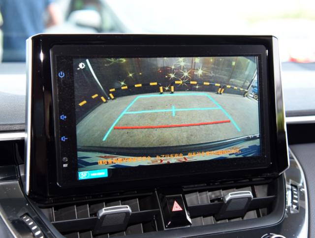 卡罗拉1.8l双擎制动力低,卡罗拉2021款双擎1.8le-cvt先锋