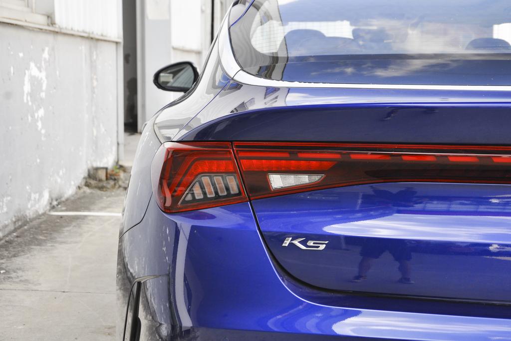 全新起亚k5深度测评,新起亚k5值得等么