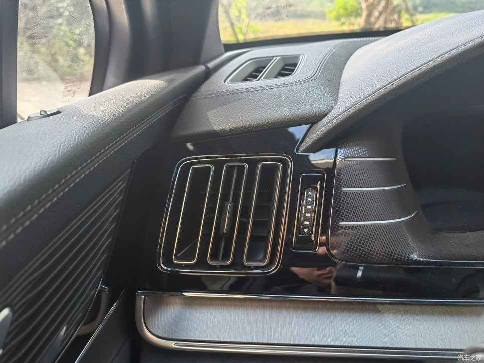 买了车以后的生活,买了车后还要上班