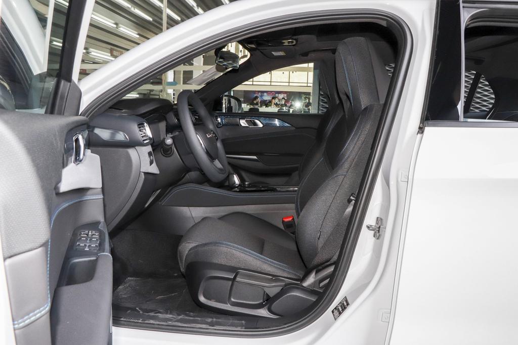 更换刹车卡钳算违法改装吗,改刹车卡钳可以用原来的刹车片吗