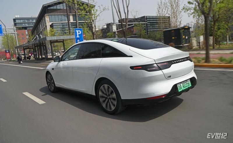 零跑c01舒享版2023款车主评价,零跑c01增程版智享版现车