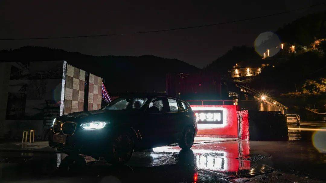 宝马ix3高速实际续航测评,宝马ix3满电才295公里