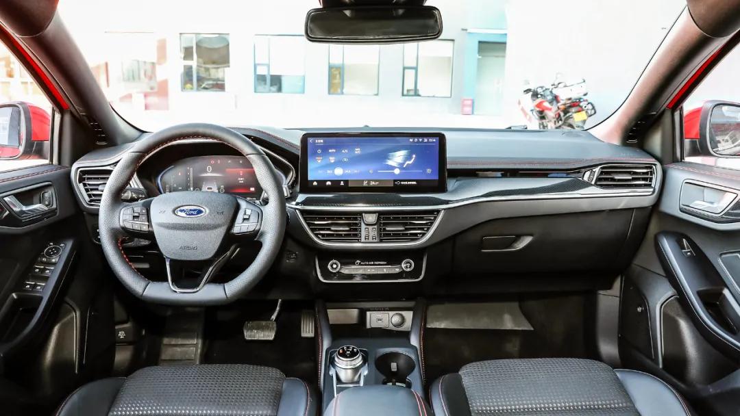 升级四缸动力新款福特福克斯发布,福特全新四缸福克斯最新消息