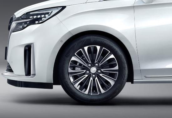 家庭用车选择奥迪a6还是别克gl8,别克gl8用车成本分析