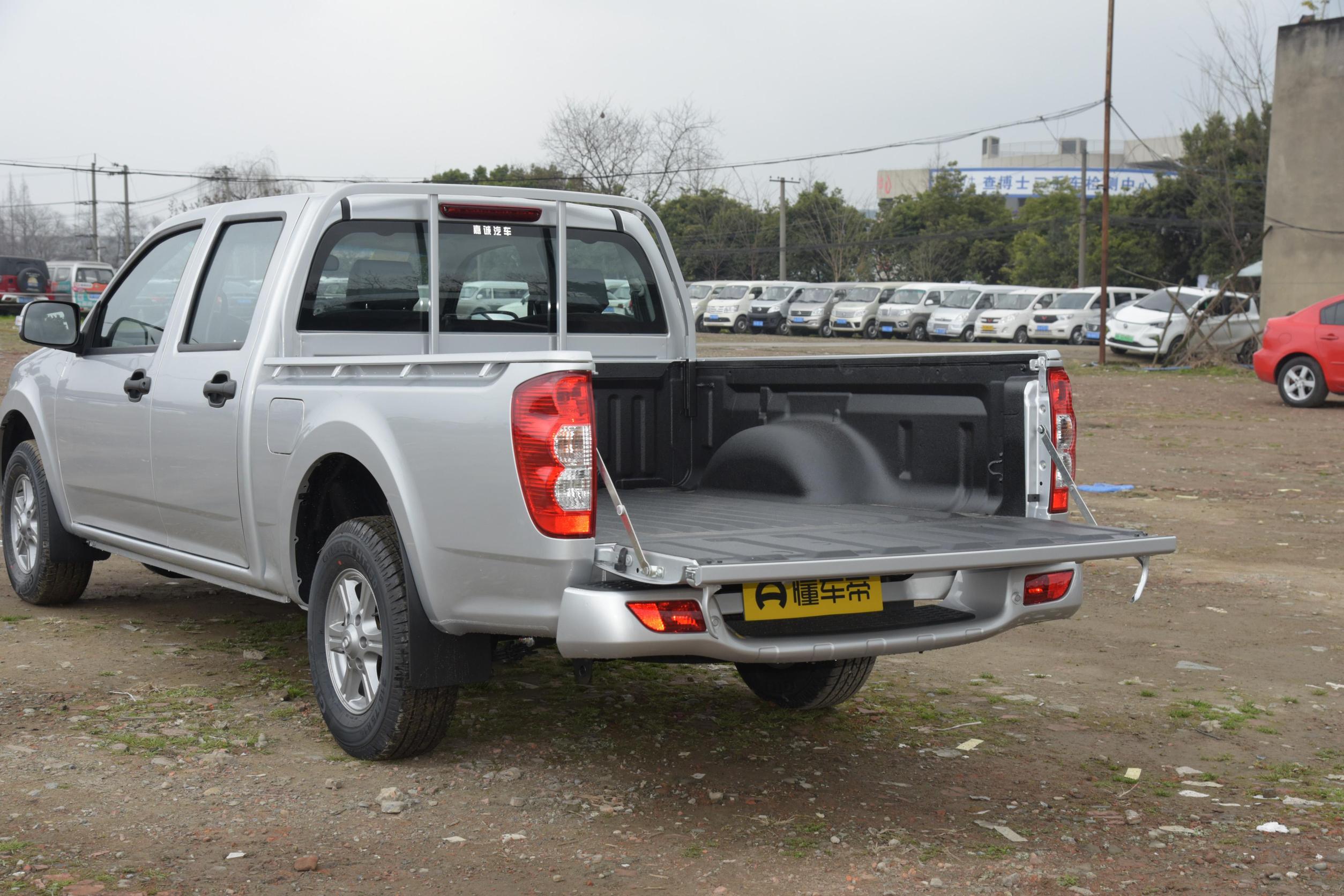 19年2月份长城皮卡风骏5多少钱,风骏5干饭版和风骏5区别