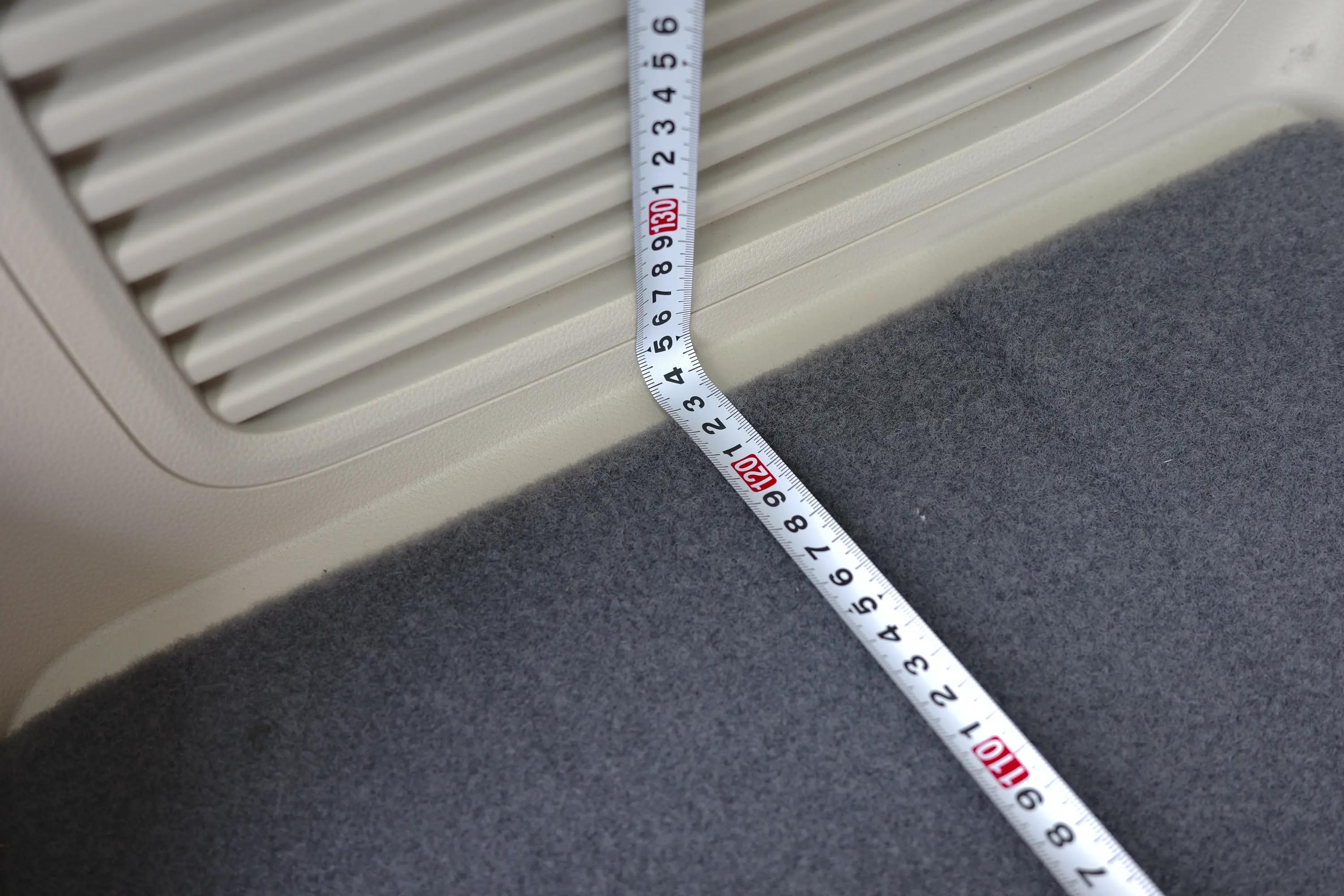 岚图梦想家和gl8整车价格对比,岚图梦想家和gl8空间对比