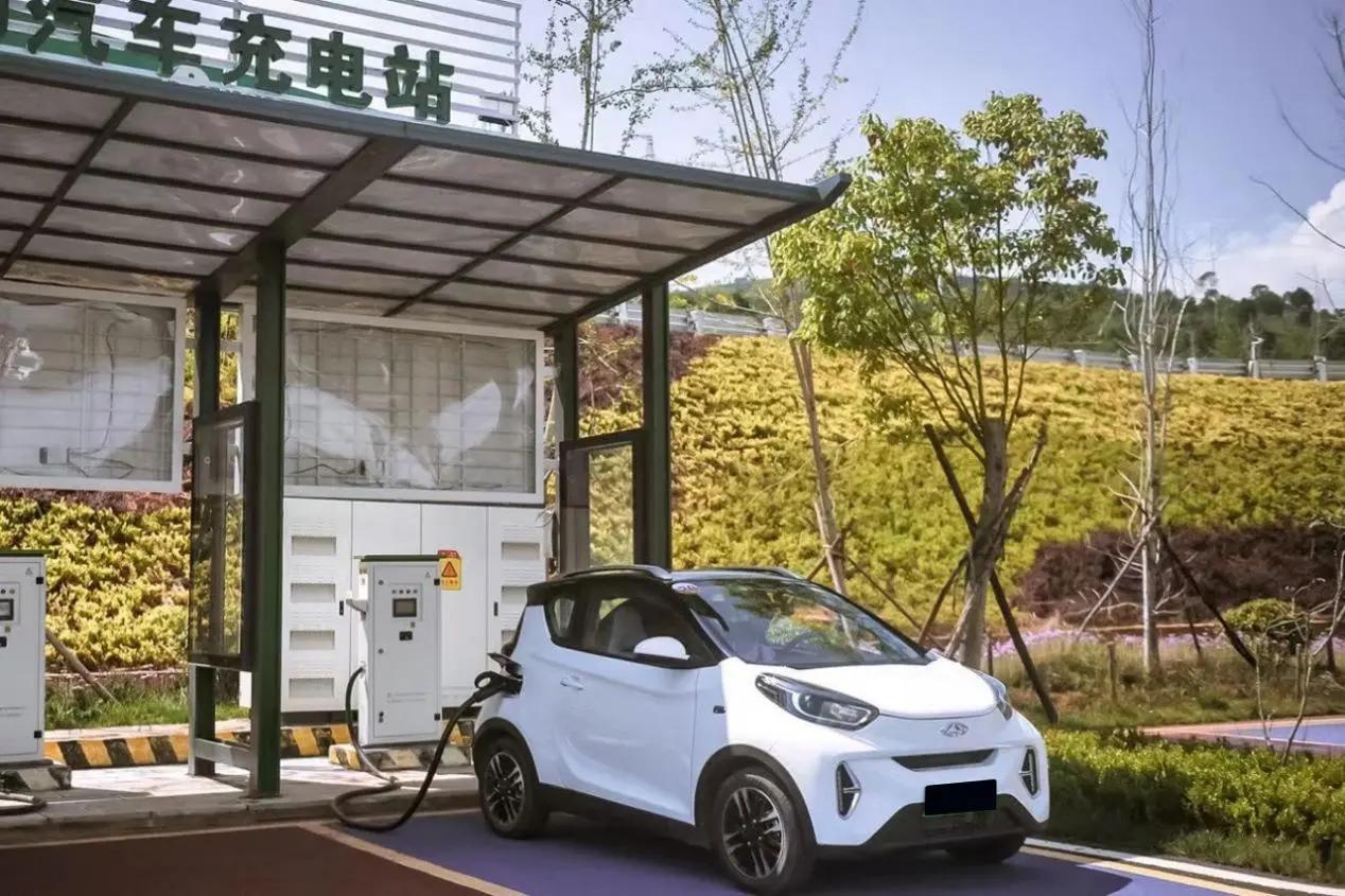 奇瑞小蚂蚁新款试驾,试驾奇瑞小蚂蚁最低配