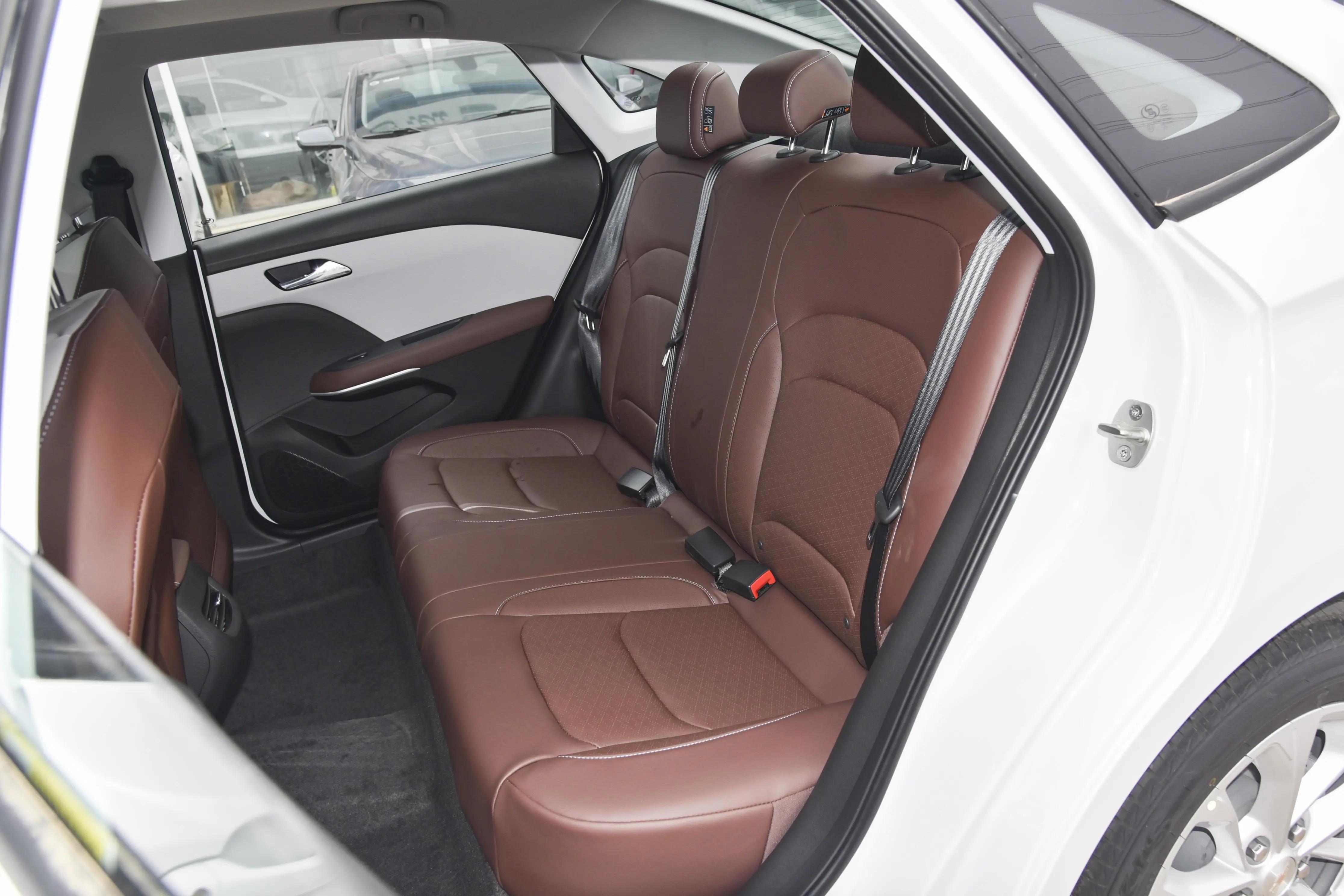 科鲁泽高颜值高配置国六标准,最新款科鲁泽驾驶感受