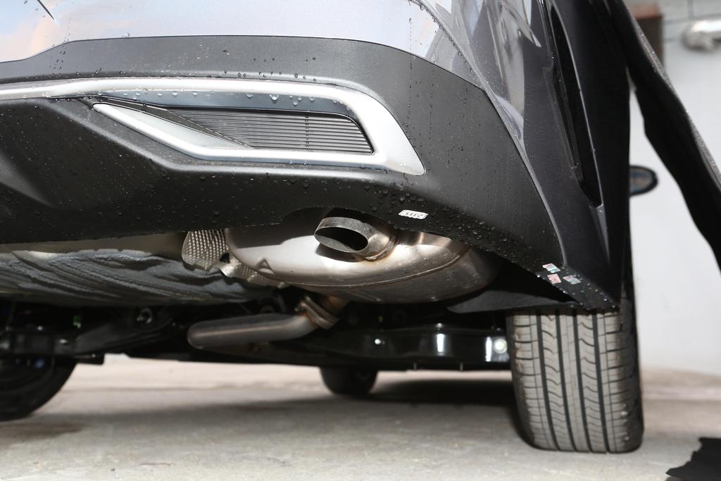 15万起亚k5能落地吗,起亚k52014款2.0latluxury