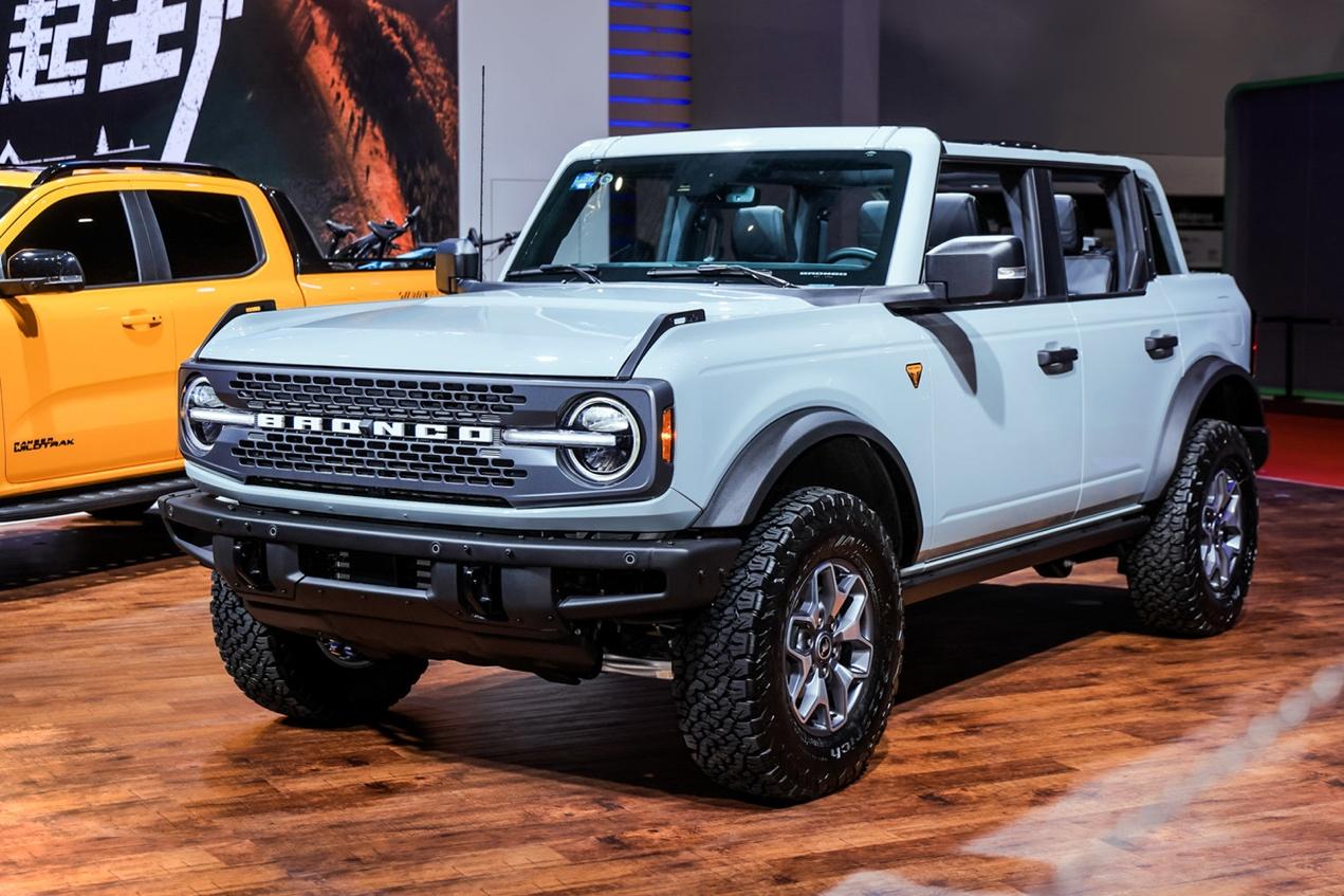 2.0t福特fordbronco落地价,fordbronco硬派越野真是酷毙了