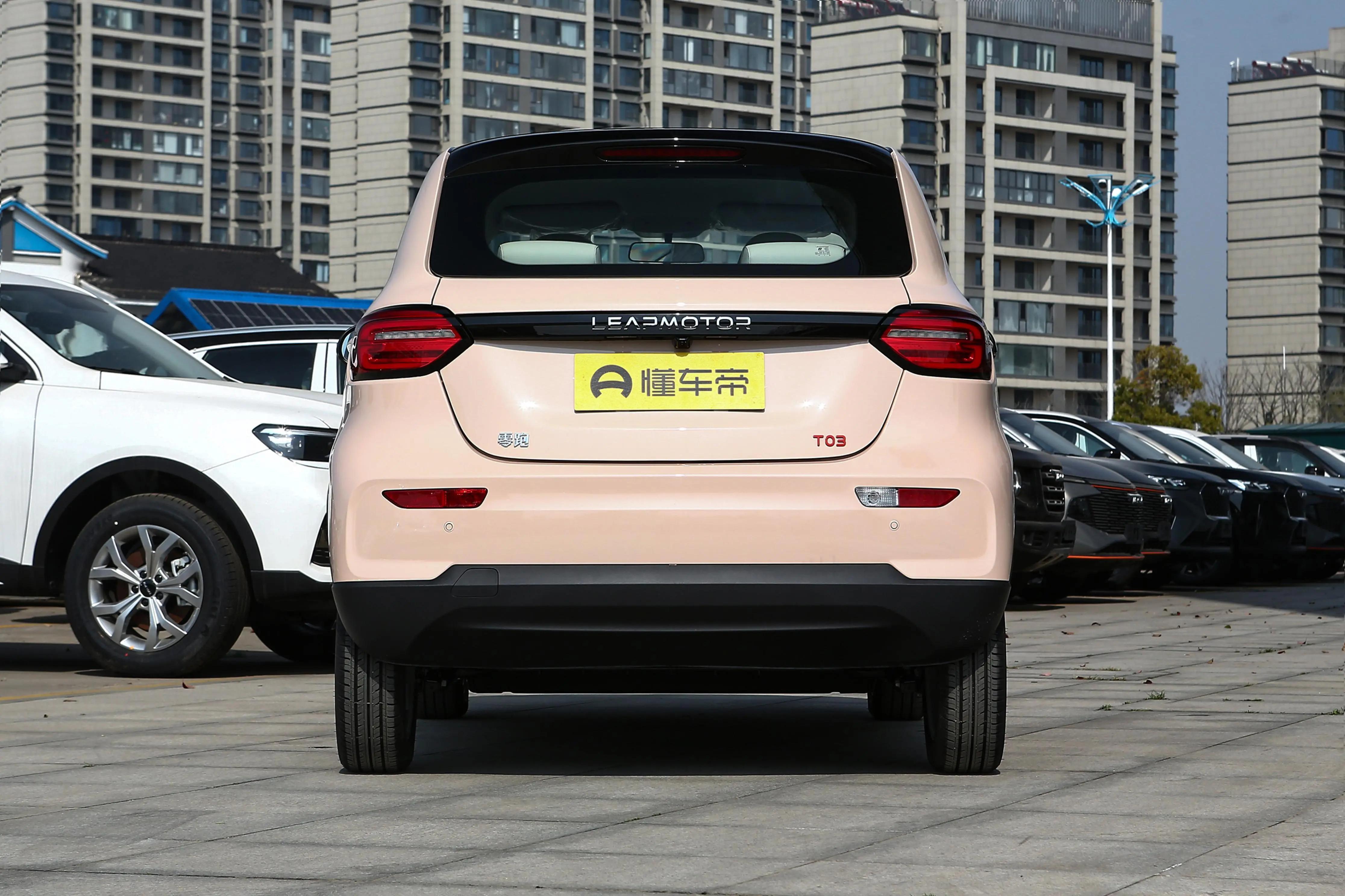 适合女性开的安全性能好的车,女孩子应该买一辆好车吗