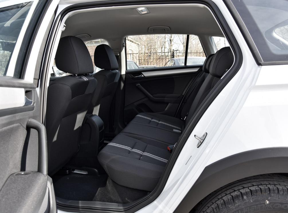 10万以内有没有跟宝来差不多的车,大众新款旅行车蔚领有2023款吗