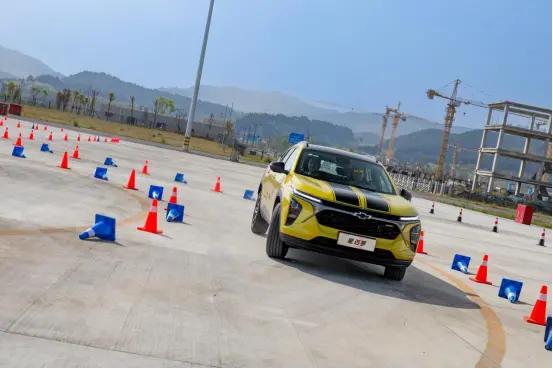 日产逍客和雪佛兰星迈罗如何选择,雪佛兰科迈罗对比逍客