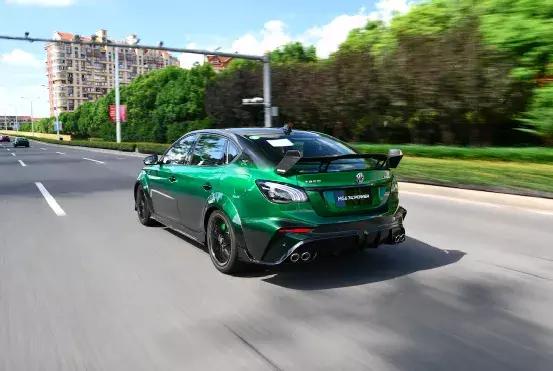 上汽名爵全新mg6试驾,全新名爵mg6赛道试驾视频