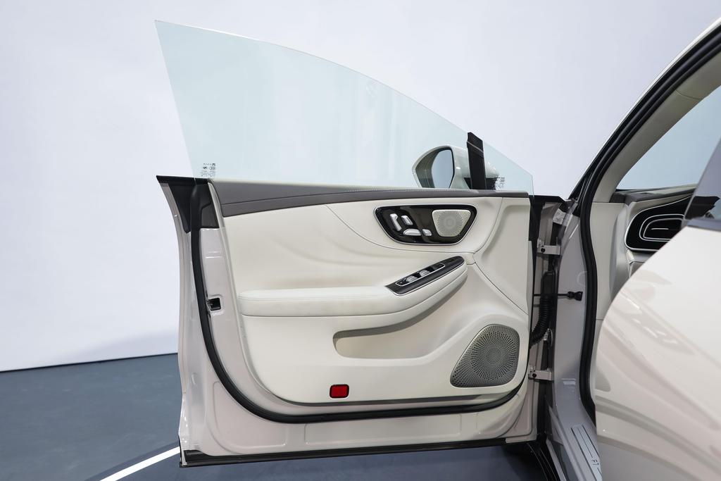 飞凡f7电动车是什么牌,飞凡汽车f7是哪个旗下的