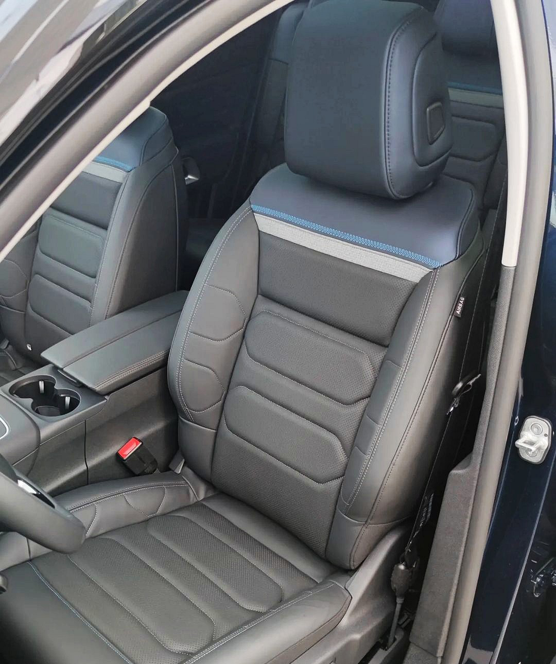 新款雪铁龙c5aircross海外版,2010款雪铁龙c52.3自动尊雅