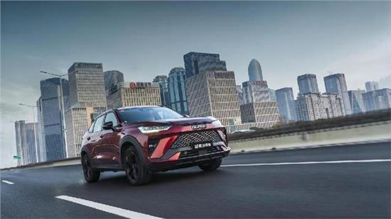 全新轿跑suv哈弗h6s了解下,哈弗h6自动挡价格1.5t高配2021款