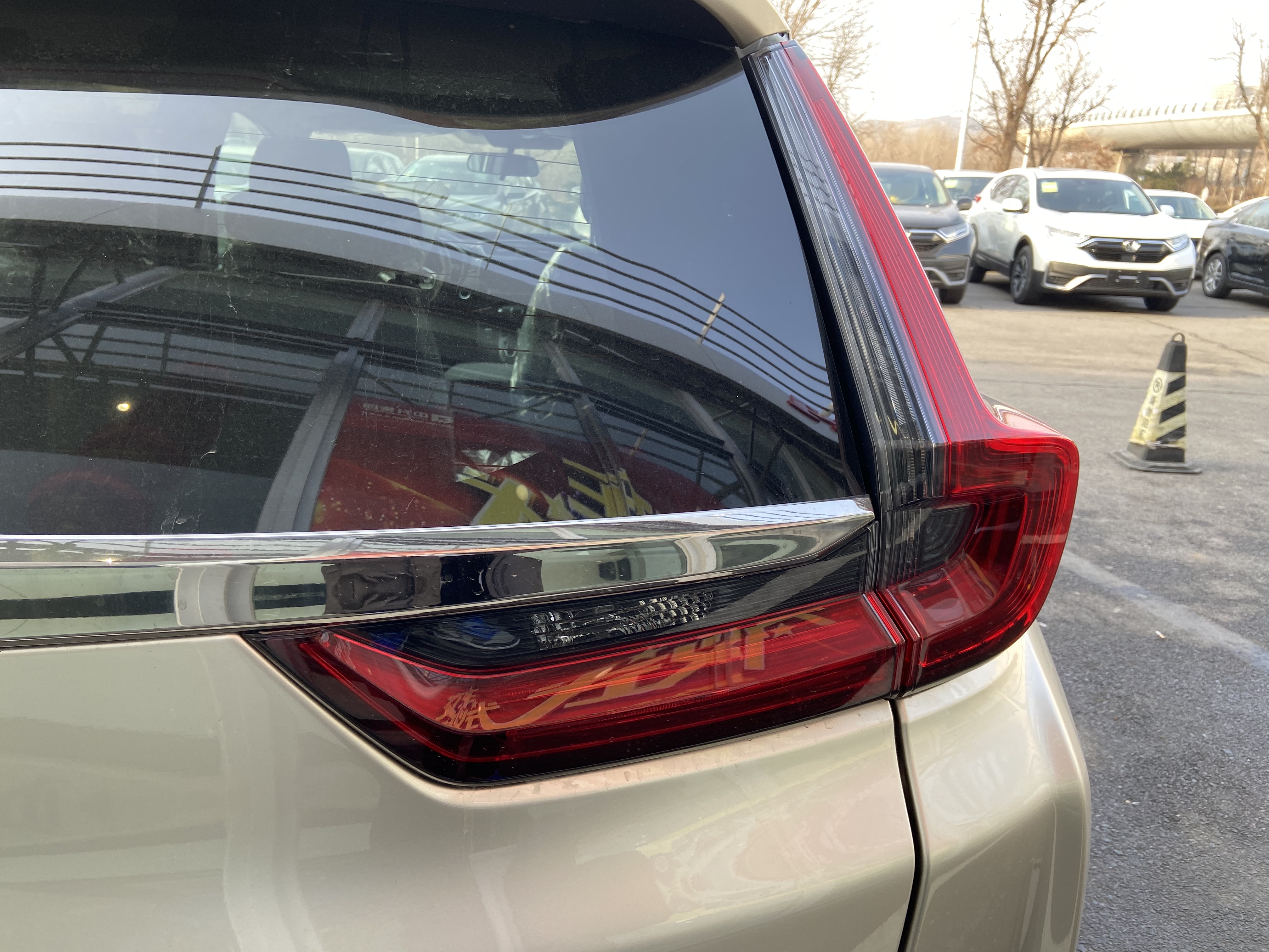 本田cr-v2021款1.5t风尚版无钥匙进入,本田cr-v空间对比汉兰达