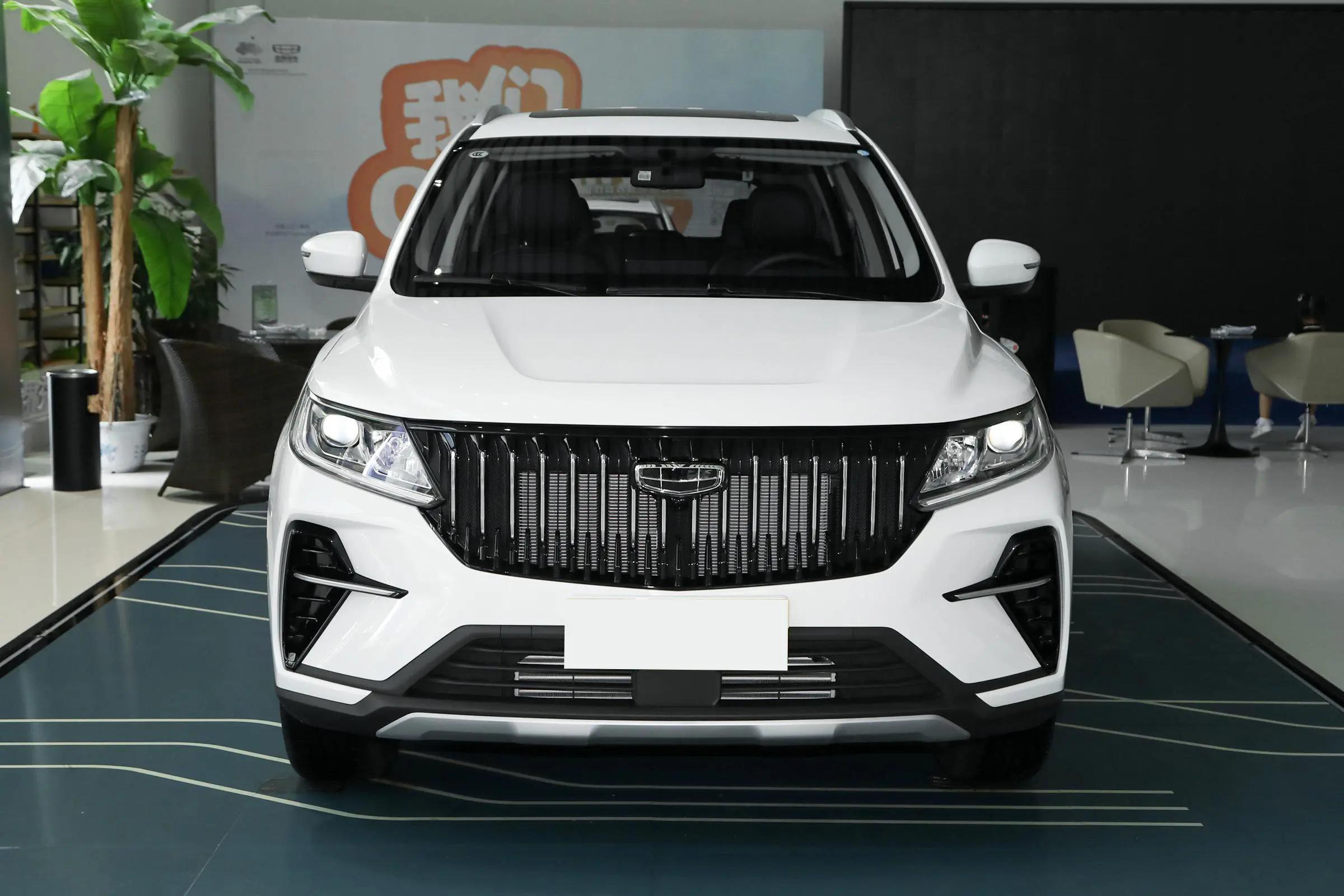 新款手动挡吉利远景x6都有啥配置,16年1.3tcvt旗舰型吉利远景x6