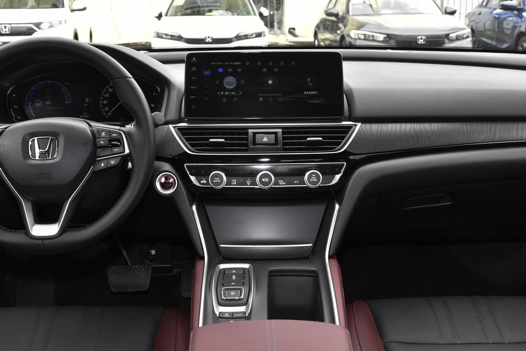 英仕派精致版2022款功能操作,英仕派2022款精致版落地多少